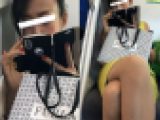 (電車対面）(顔出し)スカート短めワンピの人妻さん…けしからん…挑発的なパンストあんよを組んじゃって…じっくり観察しちゃいました