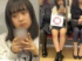 お母さんと帰宅中の制服姿の可愛いJKちゃん