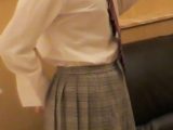 【個人撮影】アイドル級かわいさ！超恥ずかしがりな18才制服Ｊ〇　生ハメ口内発射