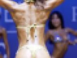 【わたしは何を見せつけられているのだろうか】ノーパンにも見えるフィットネスモデル。part３