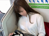 【電車おっぱい痴漢】トップアイドル級の美女がうとうとしていたのでおっぱい悪戯しちゃいましたw乳首もコリコリww