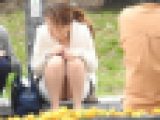 激安＆大特価販売！！お座りお姉さん発見！！（ＦＨＤ）大変です！！パンツが見えてますよ３１～３５