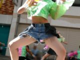 なにわガールズ３８７　隙間からおパンティー DE 開脚ショーや！ は?い 拍手！