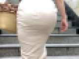 【淫乱エロ熟女降臨！】若い子にも負けないボリューム肉尻を惜しみなくさらけ出す変態エロマダム！【511】
