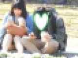お座りお姉さん発見！！（ＦＨＤ）大変です！！パンツが見えてますよ１００