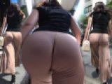 【超高画質】でたぁ…巨尻フレアパンツ！！食い込んだデカ尻をブリブリ振りまくるこの女性…某地下アイドルです♪