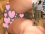 綺麗な奥様のスカートの中の秘密part24スカート内ライトアップ編