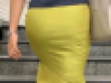 【黄金の熟女エロ尻！】黄金スカートの淫乱セレブマダム美女のお尻！使い込んだムッチリしたお尻が男のチ〇ポを興奮！【640】