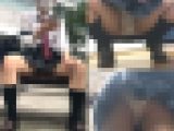 JKウォッチング16　ガニ股