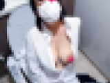 【厠でオナ二ー】はちきれ寸前!現役女子●生！ショッピングモールのトイレで痙攣オナニー。
