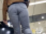 【4K縦画面】まるで読モ!? 長身スタイルのハイウエストデニム