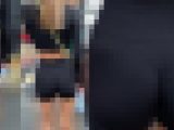 ギャルちゃん！！トレーディングウェアからパンティ透けてます！！