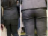 【309】パンツスーツパツパツのOLさんのバックショット！