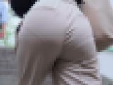 歩行記録0217「まるっとしたお尻のスラックス女性を接近撮影」