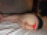 黒のミニスカと赤いＴバック尻のエロさが異常だった件