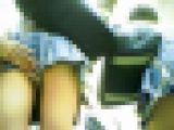 階段を上がる制服JKがスカートを手で押さえるも丈が短すぎてPが見えてしまう動画