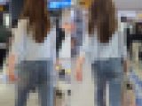 透視記録0017「スタイル良いデニム女子を人通り多い中で透視」(2名)