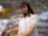【フル顔出し】芸能級美女がノーブラ白ワンピ姿で勃起乳首丸出し!ハイレグTバックずらしで股間＆ケツ穴まで大公開!!