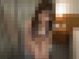 【再販】色白でしっとり系の28歳人妻が生の巨根で突かれて喘ぎまくり中出しされる