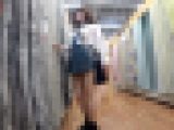【顔出し】食い込み過激Tバックの超ミニスカ青チェちゃん♪エグいマ〇コ＆アナルを大胆に見せつけるド変態さ!!