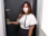 爆乳人妻からパンツ買取/美巨乳を揉み、パンチラ・ローアングル撮影【巨乳/美尻】